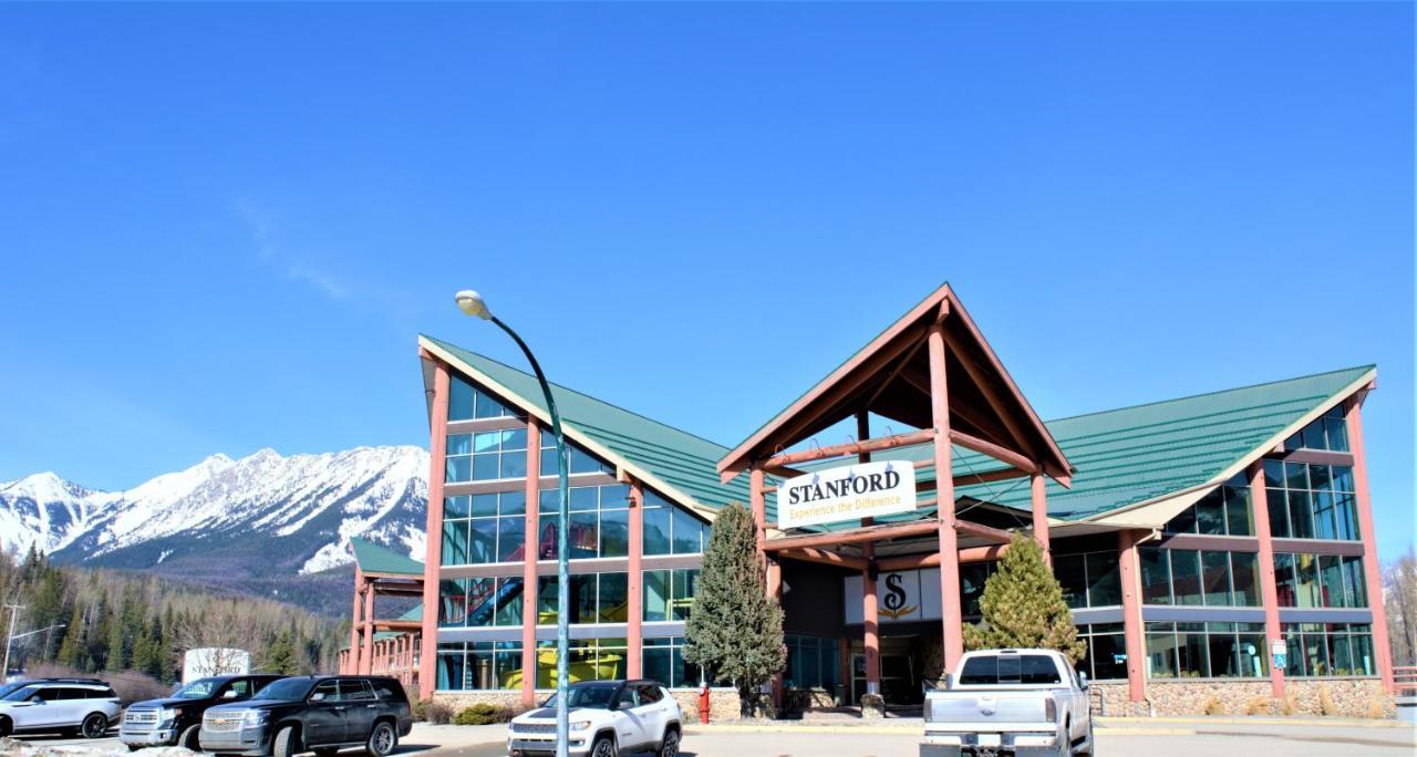 Fernie Stanford Resort Экстерьер фото