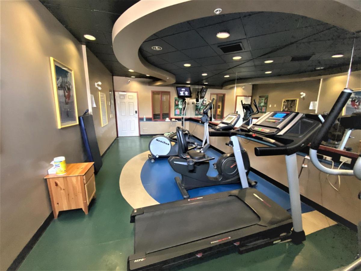 Fernie Stanford Resort Экстерьер фото