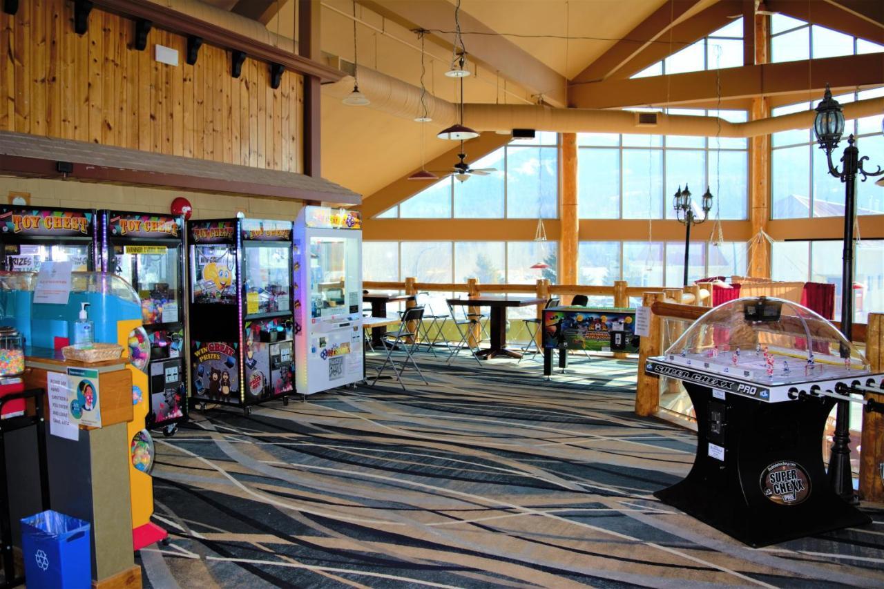 Fernie Stanford Resort Экстерьер фото