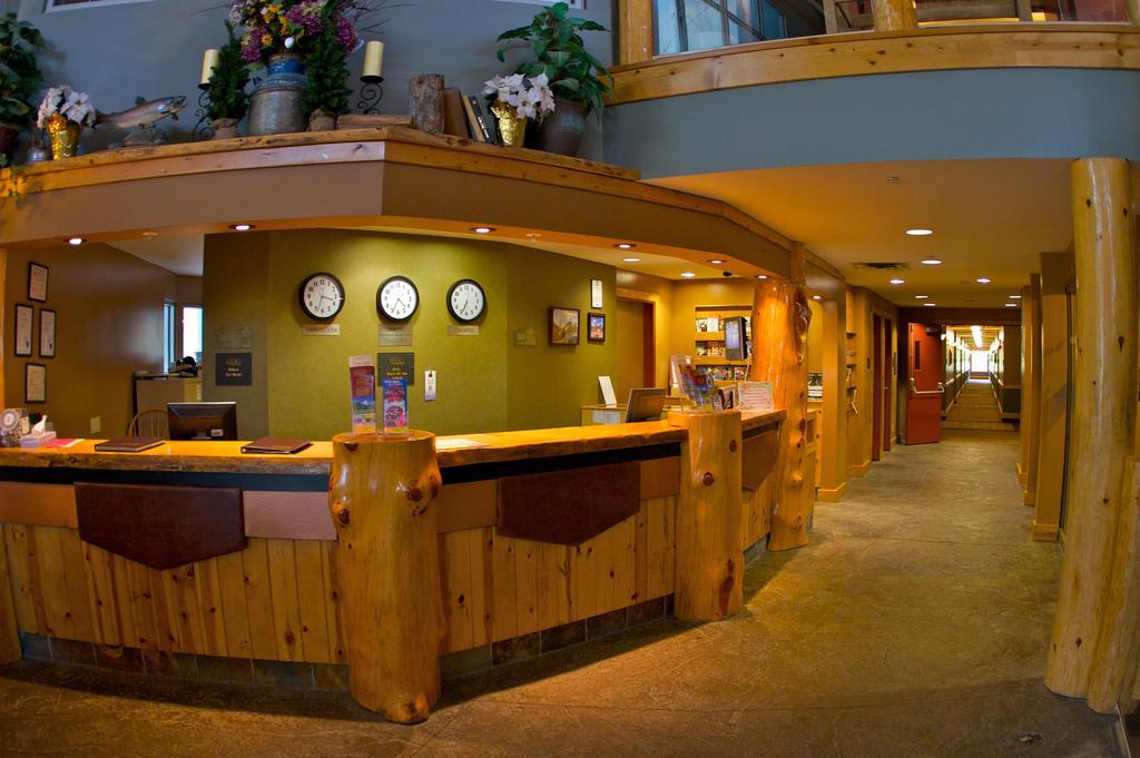 Fernie Stanford Resort Экстерьер фото