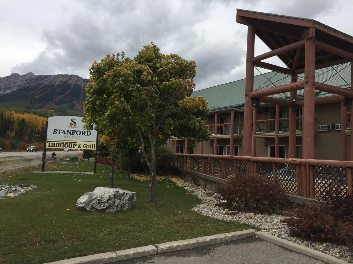 Fernie Stanford Resort Экстерьер фото